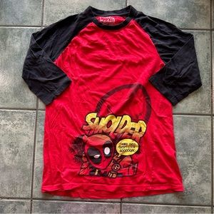 Men’s Lootcrate Deadpool Bright Red Quarter Sleeve T-shirt